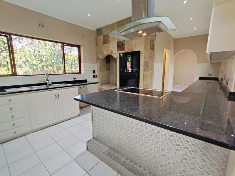4 Bedroom Property for Sale in Schoongezicht Western Cape
